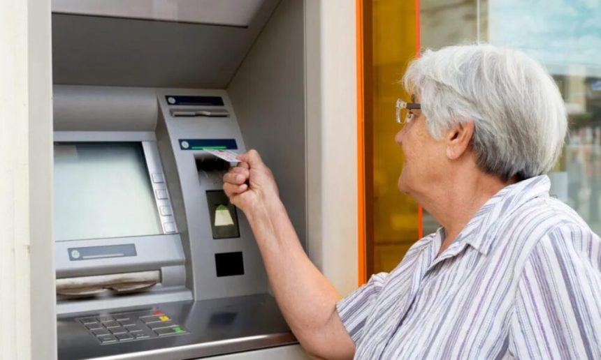 Pensiile ar putea fi platite pe card