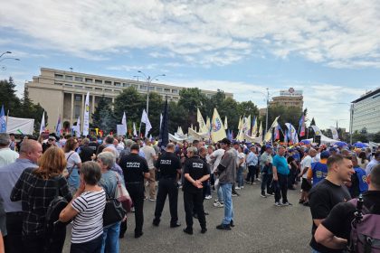 Politisti locals din Sibiu la protestul sindicalistilor