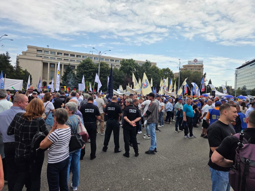 Politisti locals din Sibiu la protestul sindicalistilor