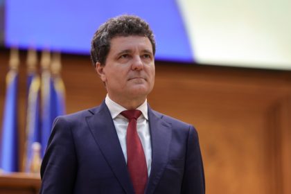 Presedintele Nicusor Dan atrage atentia asupra institutiilor nefunctionale