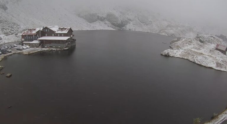 Primii fulgi de zapada ai toamnei la Balea Lac
