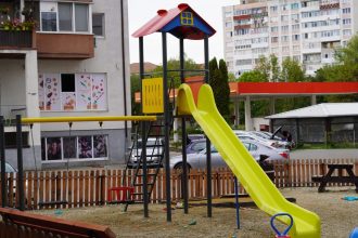 Primul proiect de bugetare participativa din Cisnadie loc de joaca pentru copii