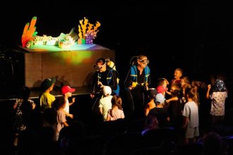 Rechin crabi karate si pestisor curajos Colori la Gong