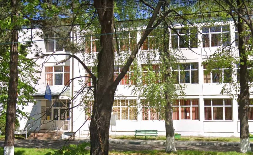 Sapte scoli si gradinite din Sibiu fara director adjunct