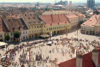 Sibiul are un weekend incendiar Olarai Backyard si Noaptea Muzeelor