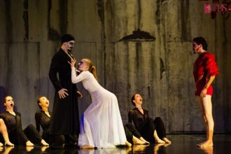 Teatrul de Balet Sibiu deschide stagiunea cu dans contemporan