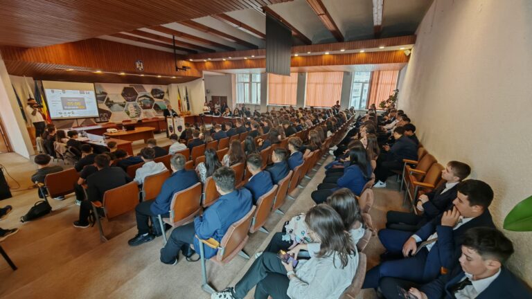 Tinerii se implica activ in dezbaterea transportului urban