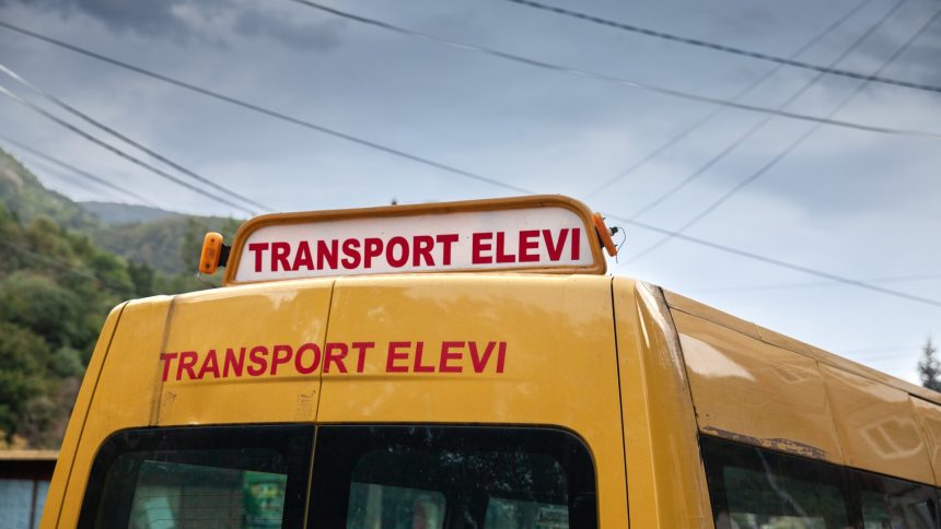 Vesti bune pentru elevii din Cartisoara fara naveta