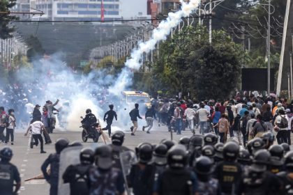 Violene in Nepal dupa inchiderea retelelor sociale