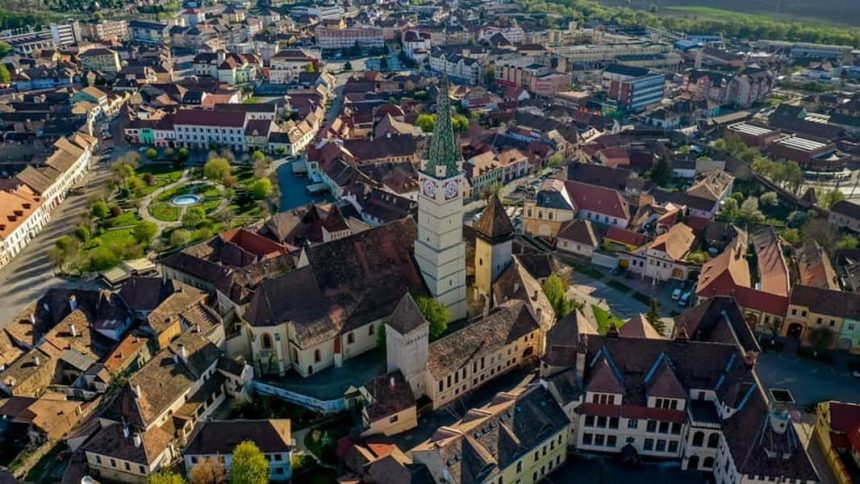 Weekend vibrant la Medias curatenie bazar pentru copii Festivalul Luminii