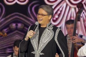 Ziua Pensionarului la Cisnadie Concerte Fuego si suprize pentru batrani