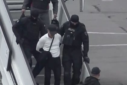 oligarhul moldovean vladimir plahotniuc extradat din grecia