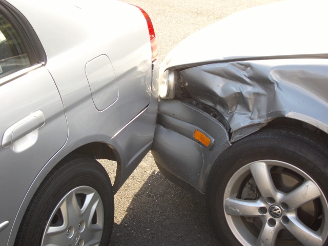 Accident la Cartisoara cu un localnic baut de 75 de ani