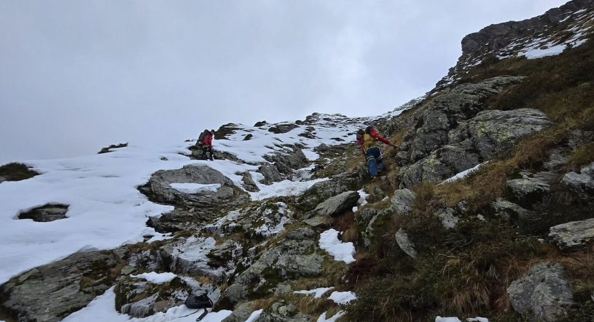 Cine sunt turistii morti in muntii Fagaras
