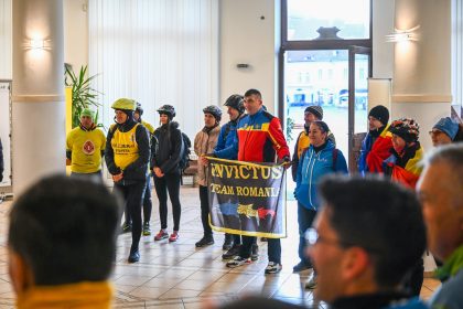 Eroii Romaniei omagiani la Sibiu Primaria a receput Stafeta Veteranilor INVICTUS 2025