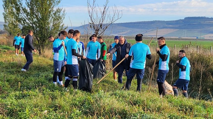 Inter Sibiu exemplu de responsabilitate jucatorii au curatat baza sportiva