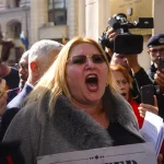 Parchetul General solita ridicarea imunitatii lui Sosoaca