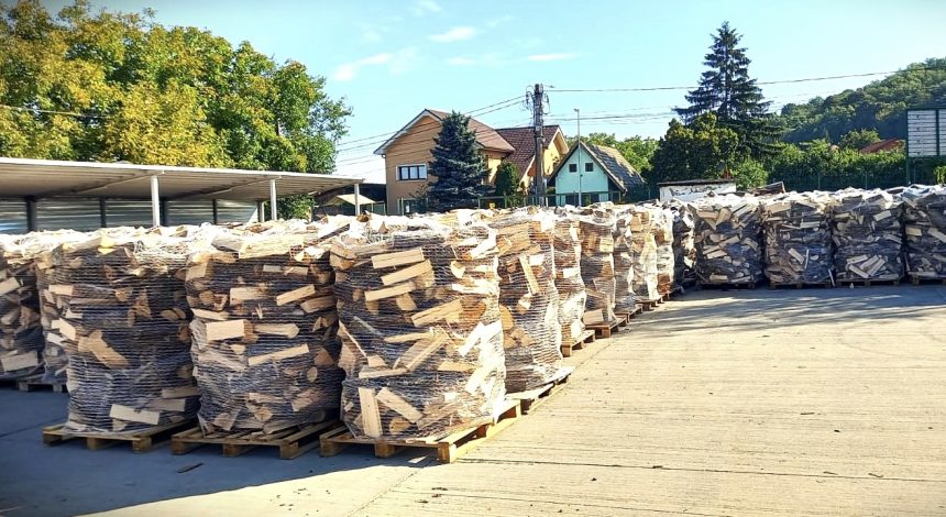 Sibienii pot comanda lemne de foc online Romsilva