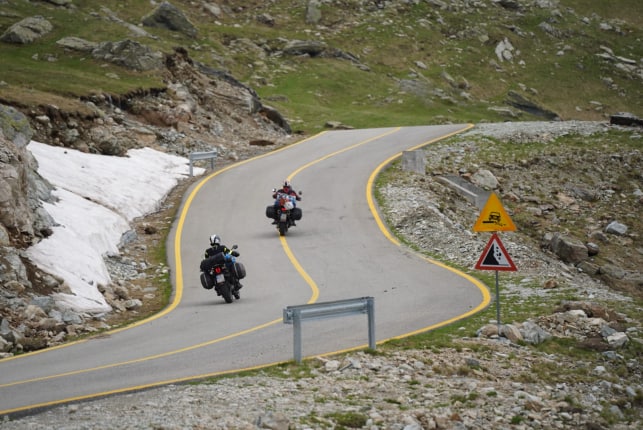 Traficul rutier pe Transalpina s a redeschis