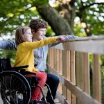 Viata mai buna pentru copiii cu dizabilitati inscrieri vouchere 39000 lei