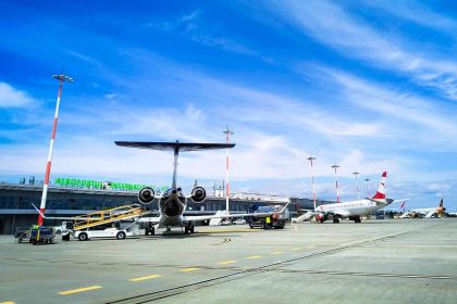 Aeroportul Sibiu acuza Primaria de ignorarea servitutilor aeronautice