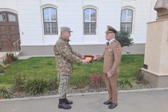 Ceremonie emoionanta la Spitalul Militar Sibiu colonelul Sevastian Petre se retrage