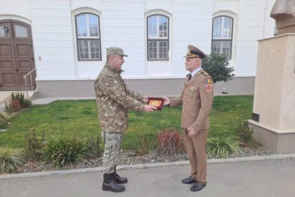 Ceremonie emoionanta la Spitalul Militar Sibiu colonelul Sevastian Petre se retrage