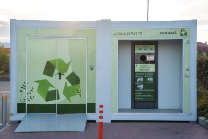 Cuplu din Rosia prins de politisti pentru furt