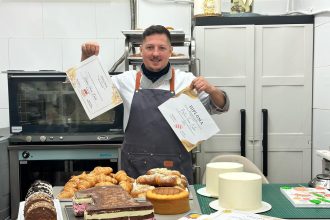 Dulciuri de poveste amintiri cu Andreea Ionut continua laboratorul din Sura Mare