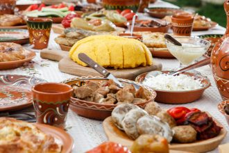 Incepe postul Craciunului istorie si traditii in 2025