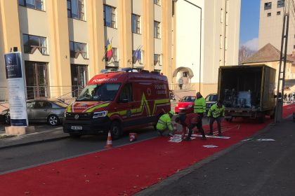 Marcajele rutiere recondiionate pe banda pentru ambulante
