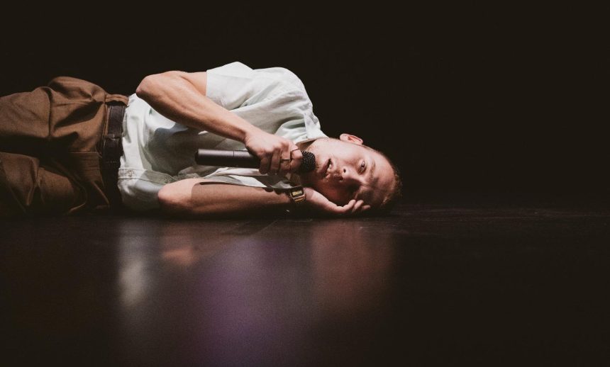 Ochii mamei spectacol emoionant la Teatrul Gong