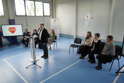 Omagiu in memoria Deliei Elena Stoicescu la o scoala din Sibiu