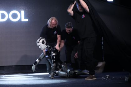 Rusia s a facut de rusine robotul AI s a prabusit