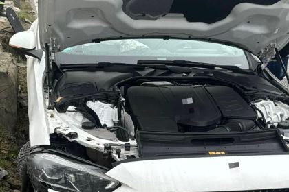 Sofer de 21 de ani prins drogat la volan pe Valea Oltului