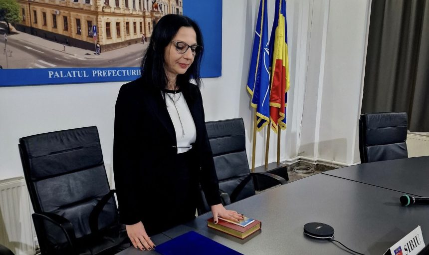 Subprefectul Sibiului Albu Andra Maria a depus juramantul