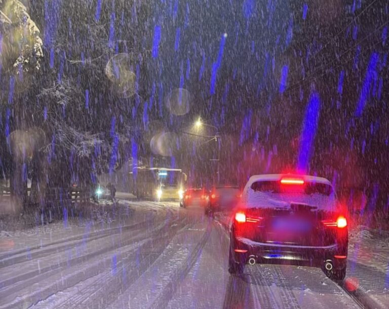 Trafic ingreunat intre Rasinari si Paltinis Conditii de iarna