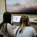 Ultima strigare profesorii si ONG urile pot aplica la Stiintesu Sibiu doar cateva zile