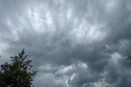 Vreme rea in sudul judetului Sibiu vant puternic si ploi abundente