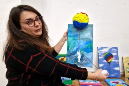 Banksy de Romania la Sibiu un tablou surprinde publicul