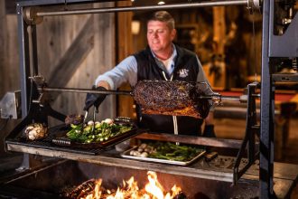 Brunch romanesc la Backyard pe 6 decembrie