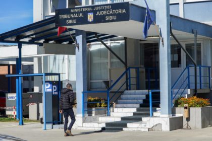 Doua femei retinute pentru omor calificat inclusiv o asistenta