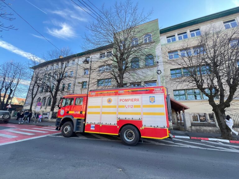 Elevii de la Goga nu merg vineri la scoala