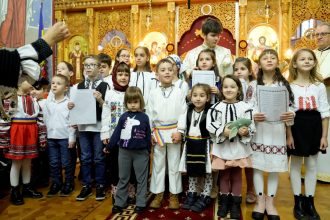 Emotie si colinde la hramul bisericii din Hipodrom