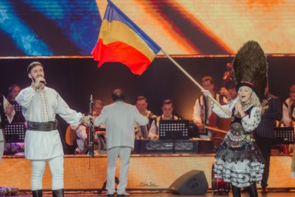 Explozie de energie la Sibiu Loredana si Lautarii au facut senzatie