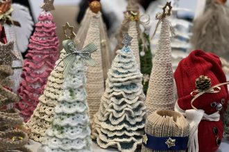 Gesturile mici fac minuni Sibienii invitati la Bazarul de Fapte Bune