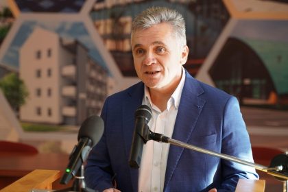 Mesaj de sarbatori al primarului Media Craciun fericit