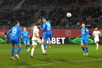 Neamtul debut cu stangul la FC Hermannstadt Craiova a jucat bine doar o repriza la Sibiu foto video