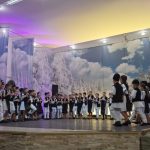 Seara de poveste in Gura Raiului colinde si jocuri