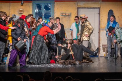 Teatrul Radu Stanca Sibiu spectacol online gratuit de Craciun